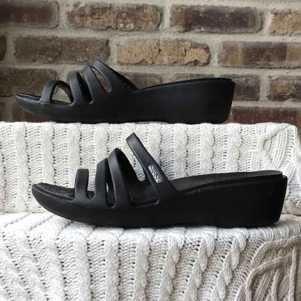 Crocs Black Size 7 EUC